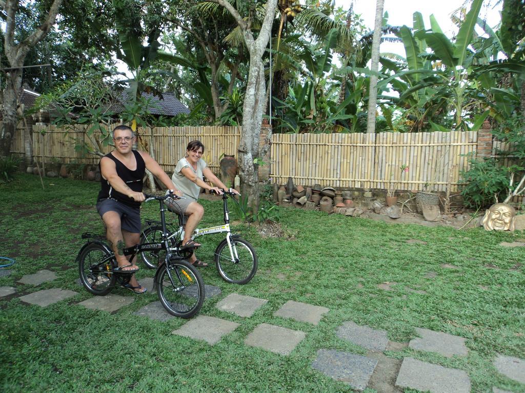 D'Tegale Homestay Cepaka Exterior photo