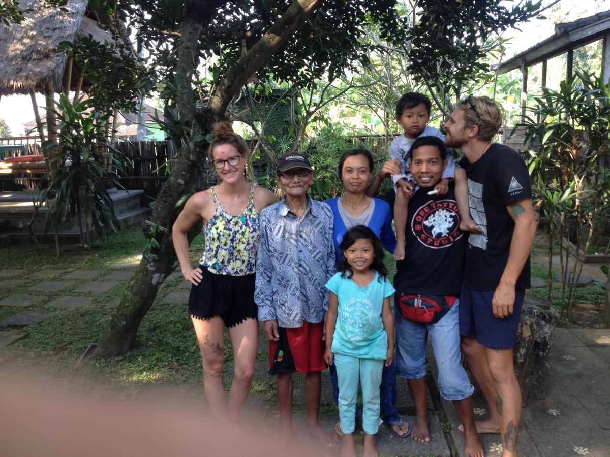 D'Tegale Homestay Cepaka Exterior photo