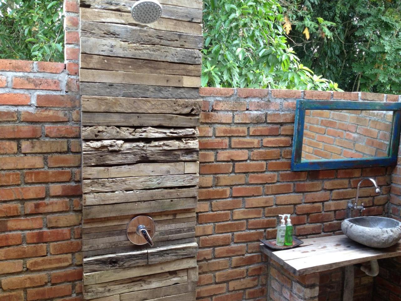 D'Tegale Homestay Cepaka Exterior photo
